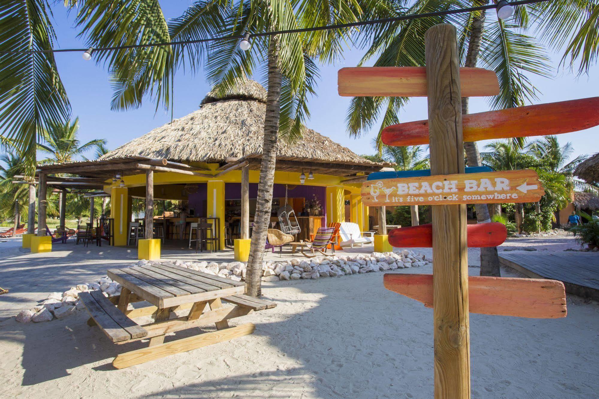 Blue Bay Lodges Curacao Екстер'єр фото